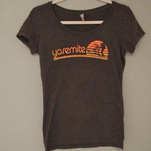 Yosemite National Park T-Shirt Small